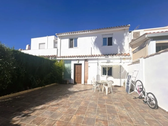 Country House te koop in Estepona, Malaga, Spanje