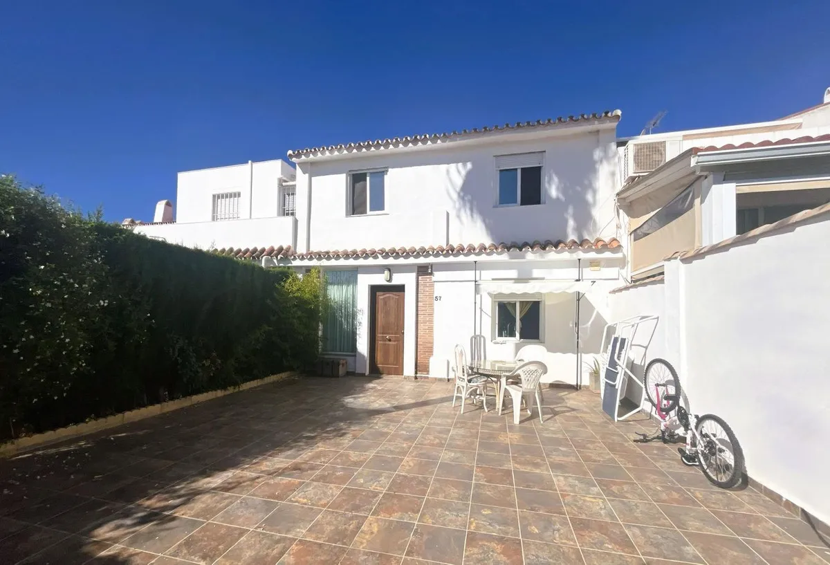 Country House te koop in Estepona, Malaga, Spanje