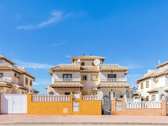 Country House te koop in Orihuela, Alicante, Spanje