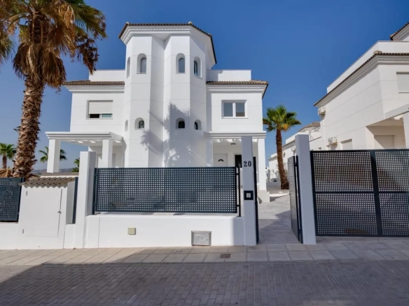 Country House te koop in San Fulgencio, Alicante, Spanje
