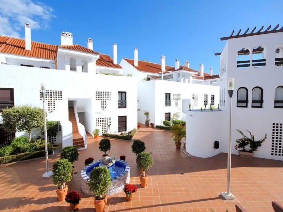 Duplex / Maisonette te koop in Aloha, Malaga, Spanje