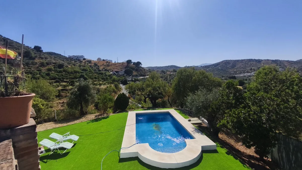 Finca / Landhuis te koop in Monda, Malaga, Spanje