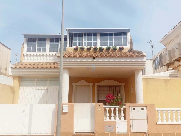 Geschakelde woning (Townhouse) te koop in Alcázares (Los), Murcia, Colombia
