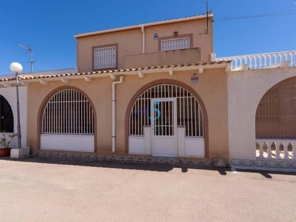 Geschakelde woning (Townhouse) te koop in Alcázares (Los), Murcia, Colombia