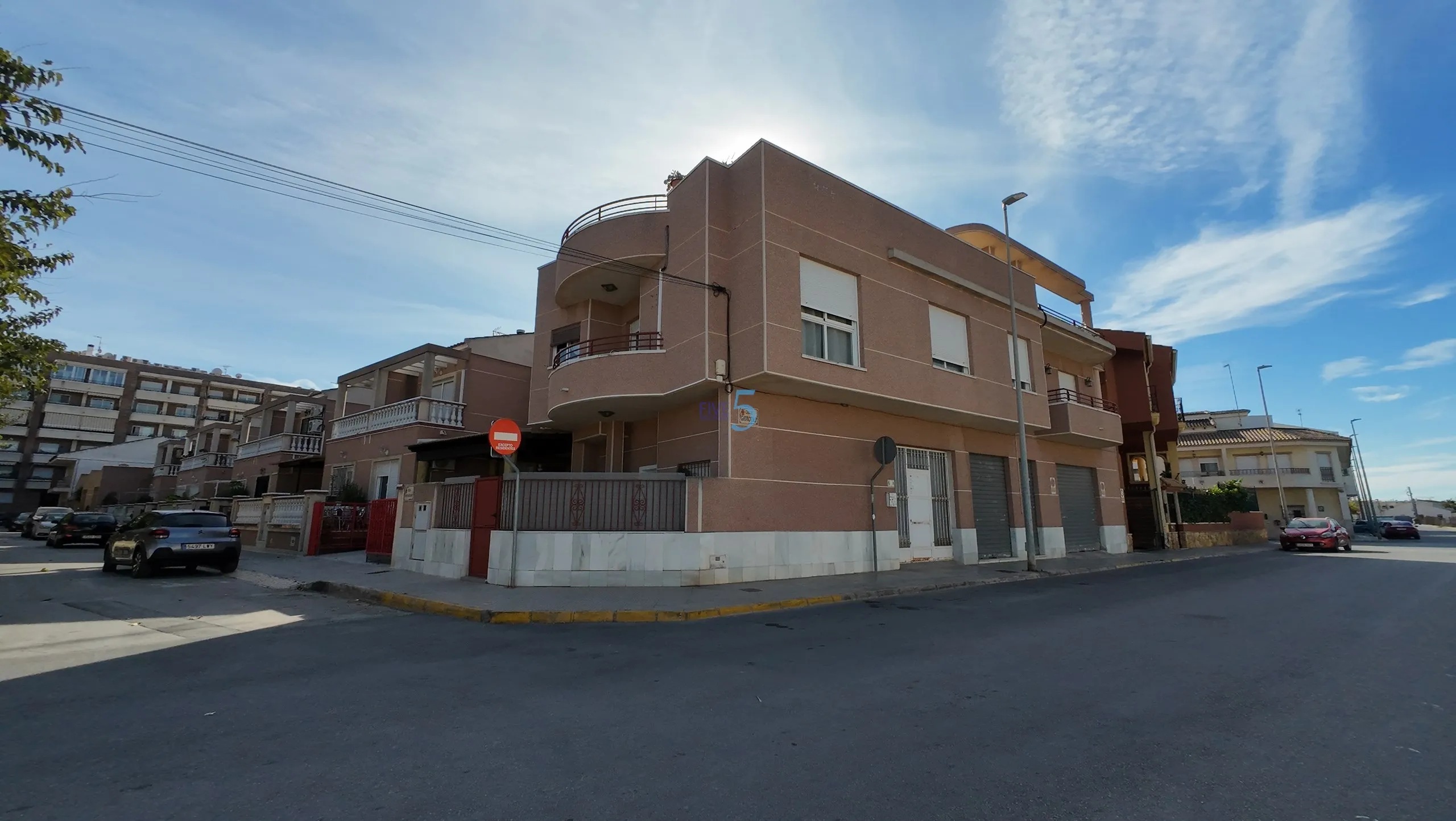 Geschakelde woning (Townhouse) te koop in Almoradi, Alicante, Spanje