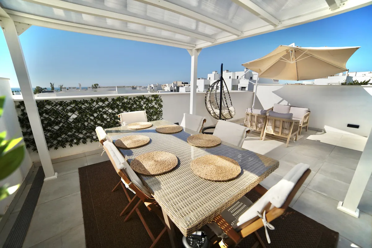 Geschakelde woning (Townhouse) te koop in Estepona, Malaga, Spanje