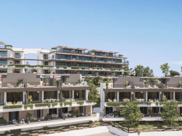 Geschakelde woning (Townhouse) te koop in Estepona, Malaga, Spanje