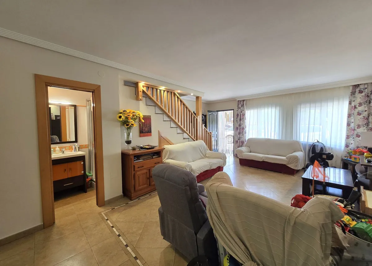 Geschakelde woning (Townhouse) te koop in La Cala de Mijas, Malaga, Spanje