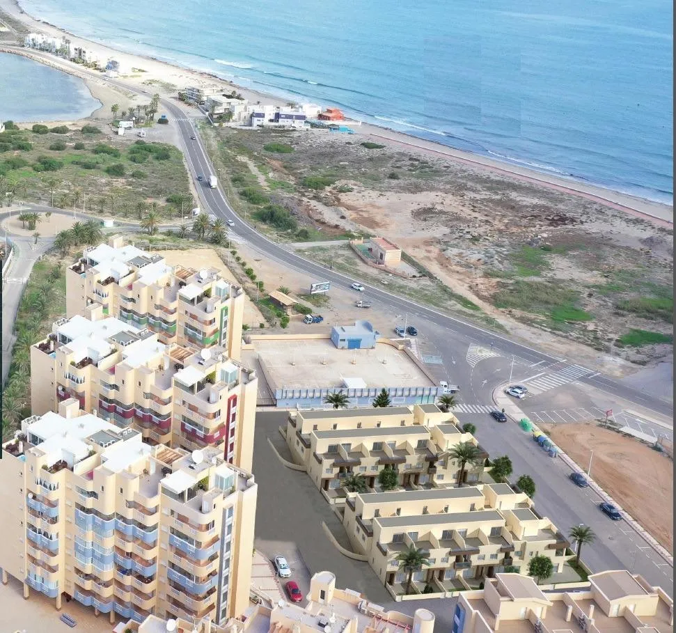 Geschakelde woning (Townhouse) te koop in La Manga del Mar Menor, Murcia, Spanje