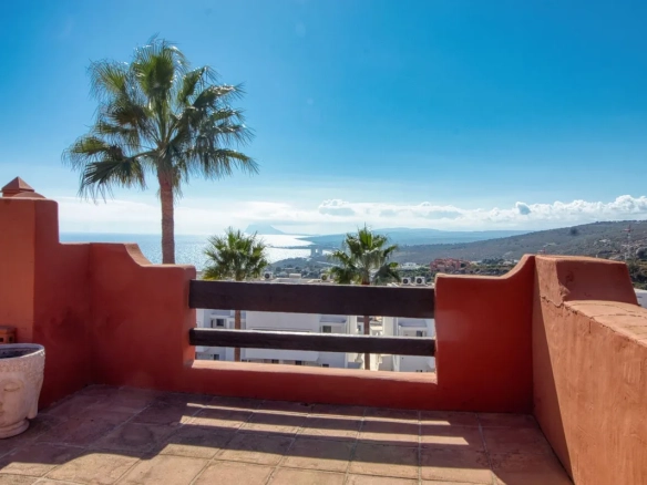 Geschakelde woning (Townhouse) te koop in Manilva, Malaga, Spanje