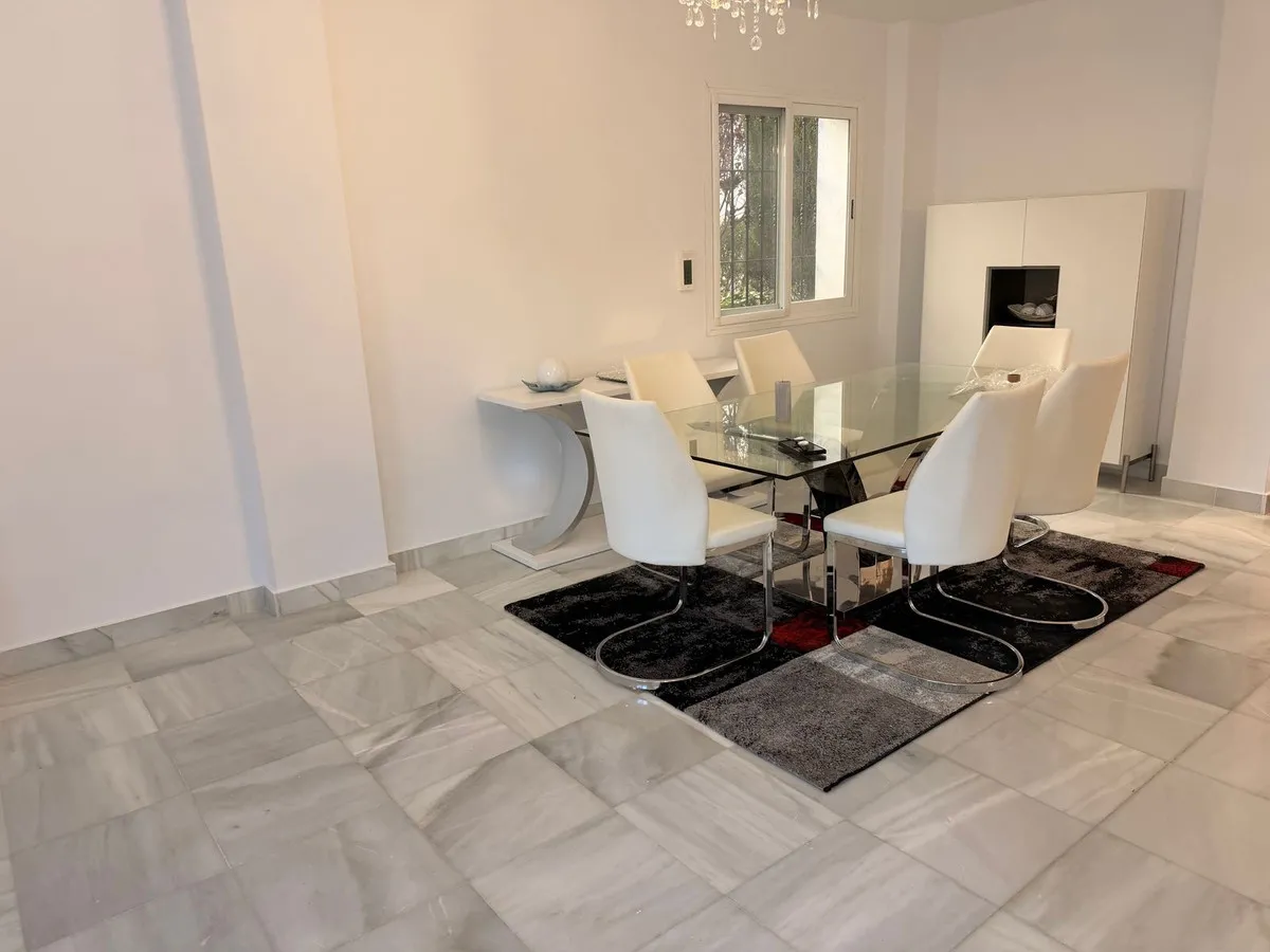 Geschakelde woning (Townhouse) te koop in Marbella, Malaga, Spanje