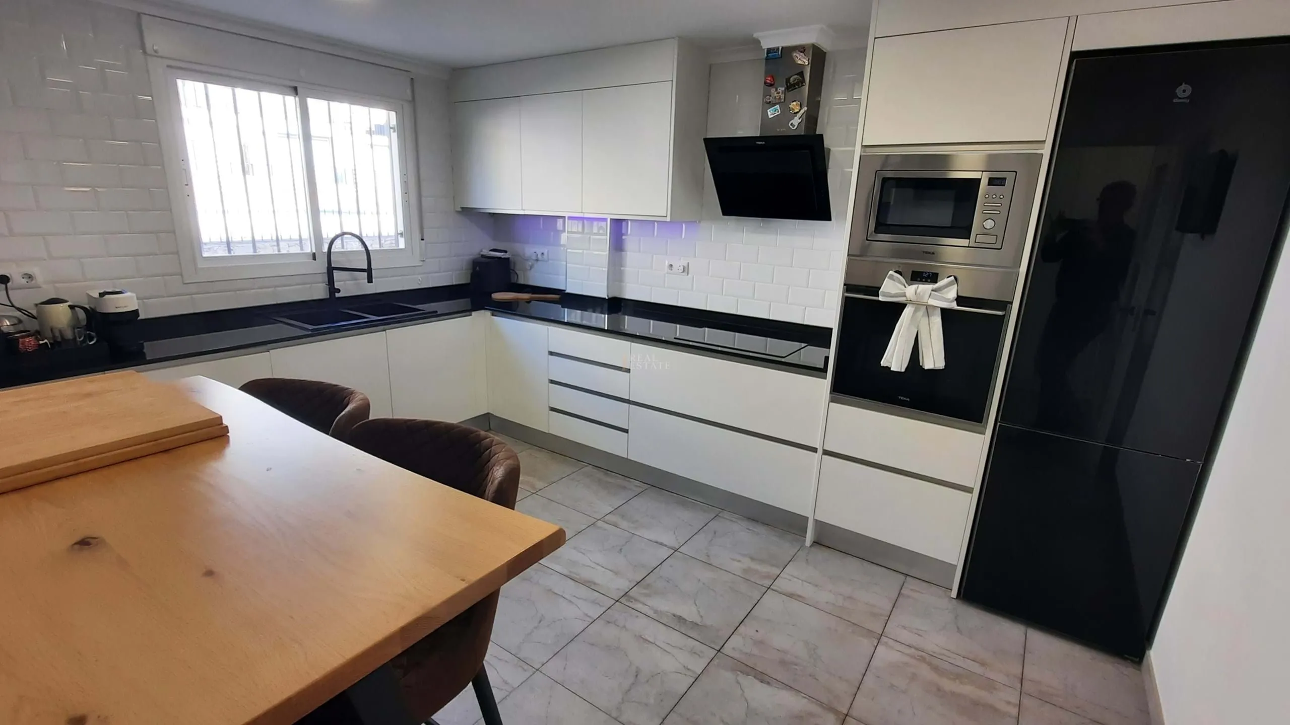 Geschakelde woning (Townhouse) te koop in Murla, Alicante, Spanje