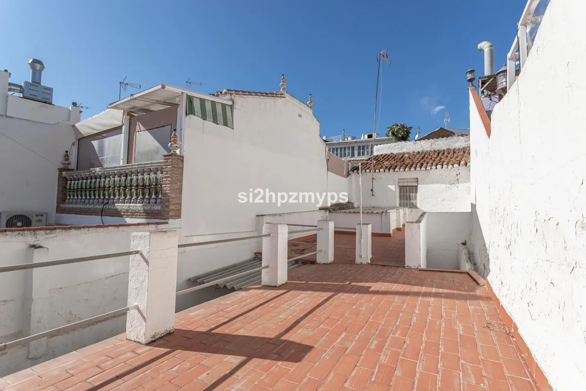 Geschakelde woning (Townhouse) te koop in Nerja, Malaga, Spanje