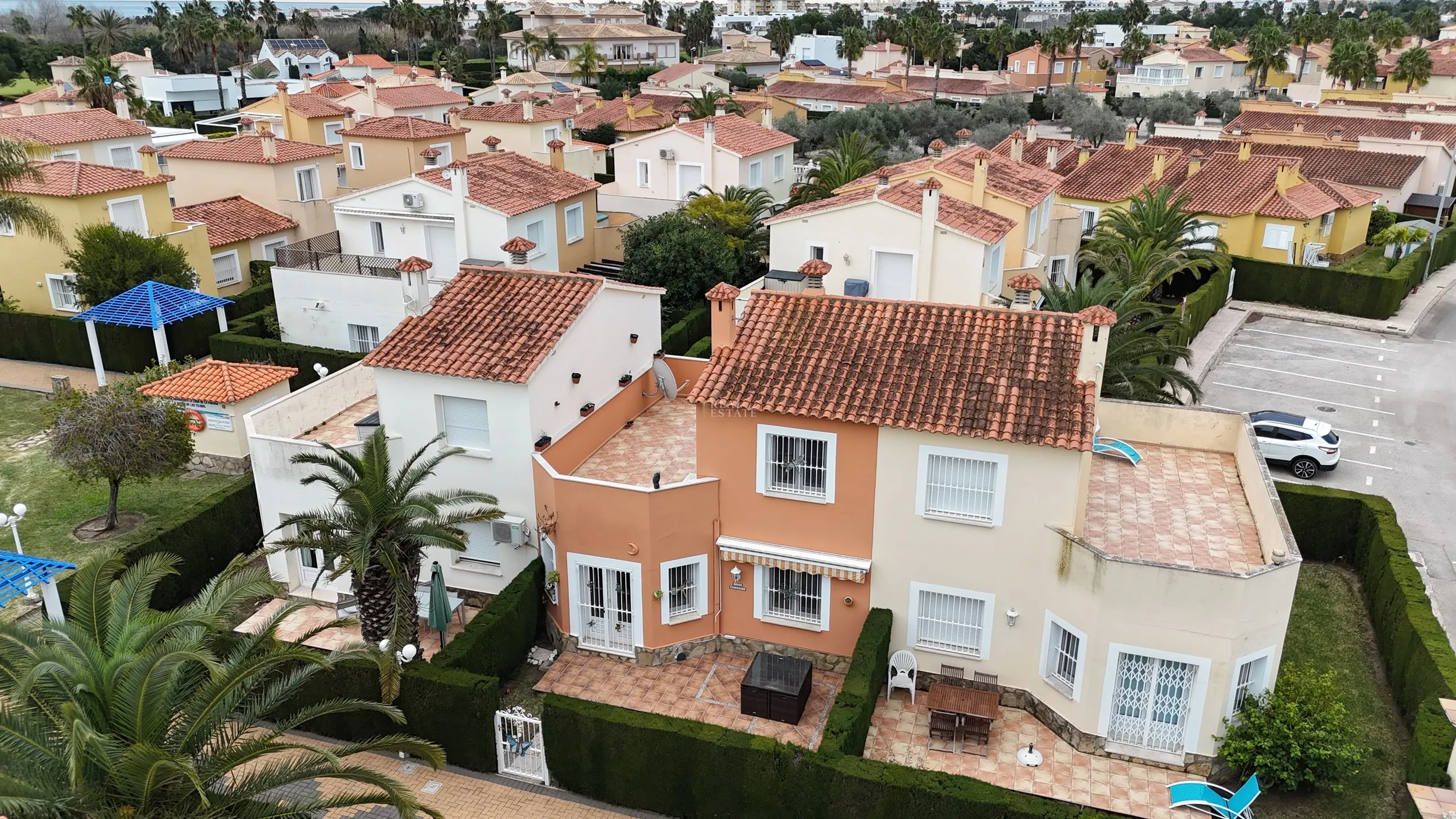 Geschakelde woning (Townhouse) te koop in Oliva, Valencia/València, Spanje