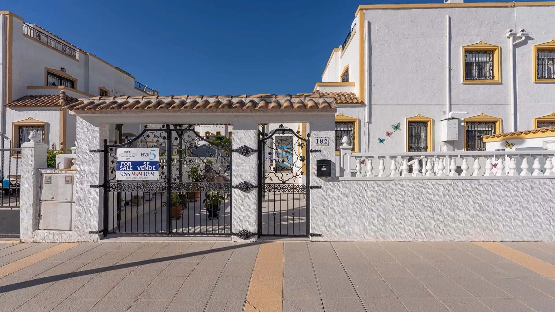 Geschakelde woning (Townhouse) te koop in Orihuela, Alicante, Spanje