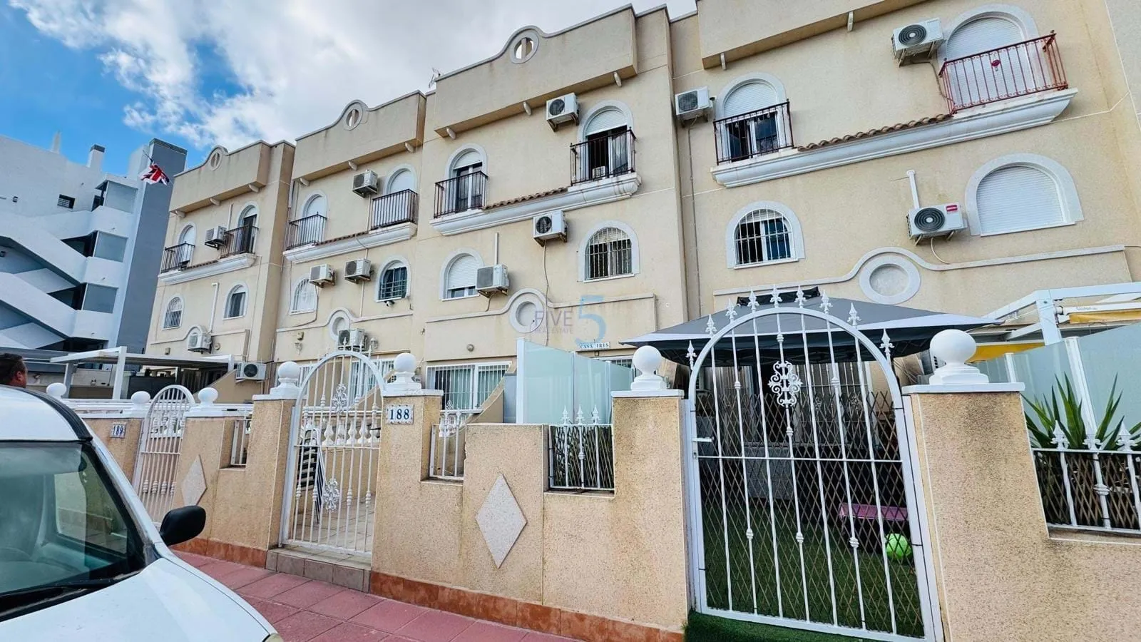 Geschakelde woning (Townhouse) te koop in Orihuela, Alicante, Spanje