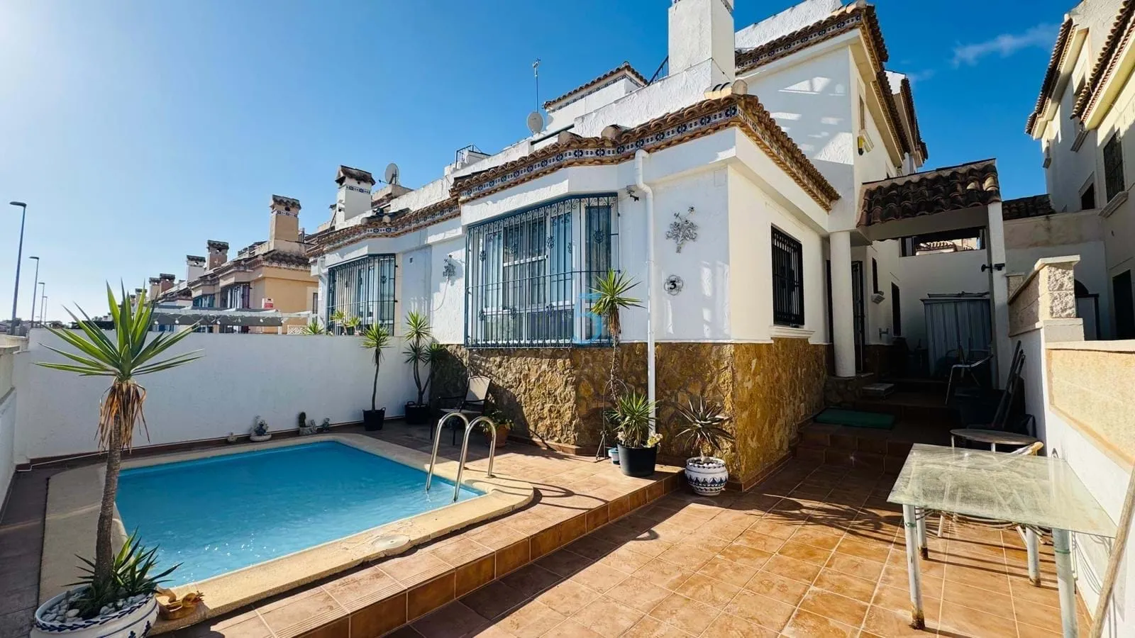 Geschakelde woning (Townhouse) te koop in Orihuela, Alicante, Spanje
