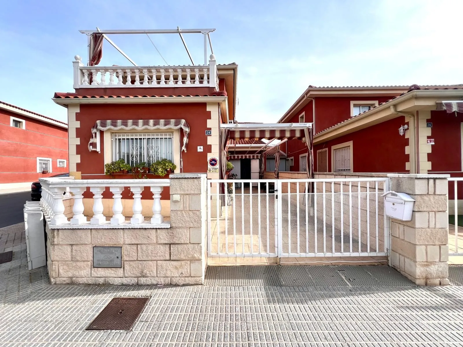 Geschakelde woning (Townhouse) te koop in Pinoso/El Pinós, Alicante, Spanje