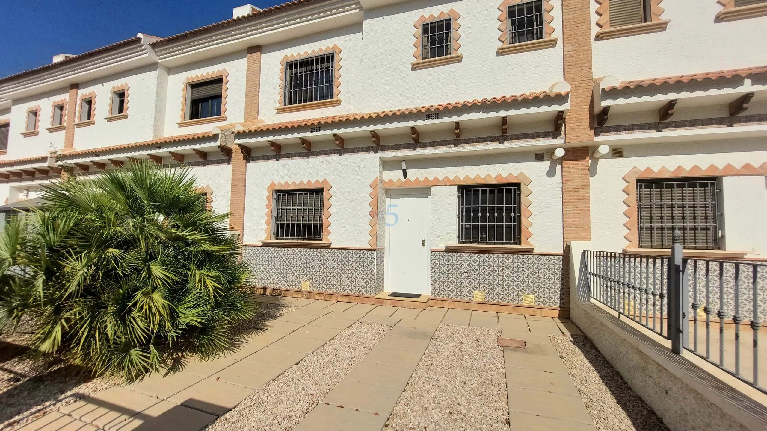 Geschakelde woning (Townhouse) te koop in San Miguel de Salinas, Alicante, Spanje