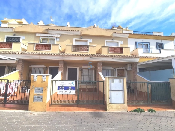 Geschakelde woning (Townhouse) te koop in Torre Pacheco, Murcia, Spanje