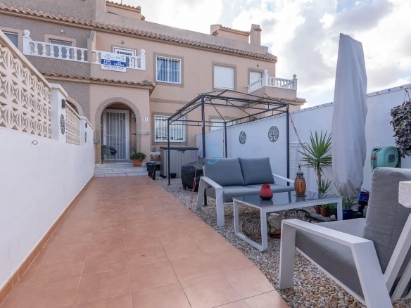 Geschakelde woning (Townhouse) te koop in Torre Pacheco, Murcia, Spanje