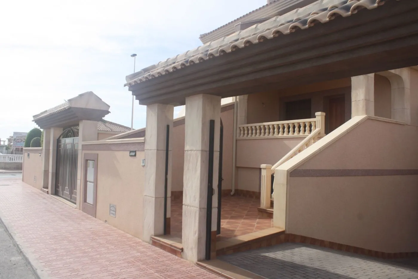 Geschakelde woning (Townhouse) te koop in Torrevieja, Alicante, Spanje