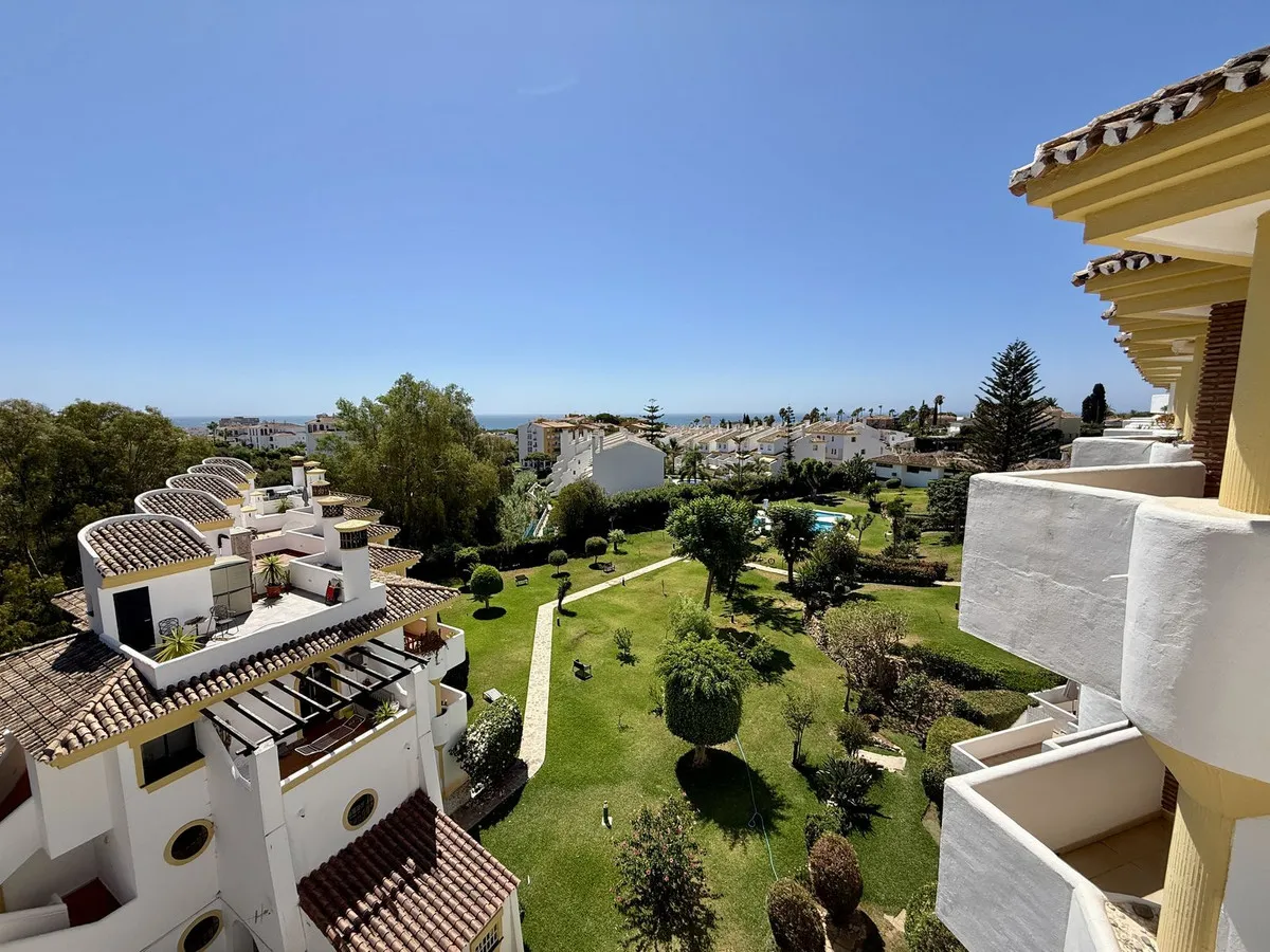 Penthouse te koop in Calahonda, Malaga, Spanje