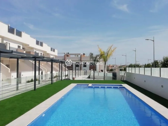 Penthouse te koop in Pilar de la Horadada, Costa Blanca South (Alicante), Spanje