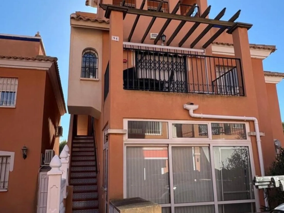 Penthouse te koop in Playa Flamenca, Alicante, Spanje