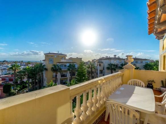 Penthouse te koop in Torrevieja, Alicante, Spanje