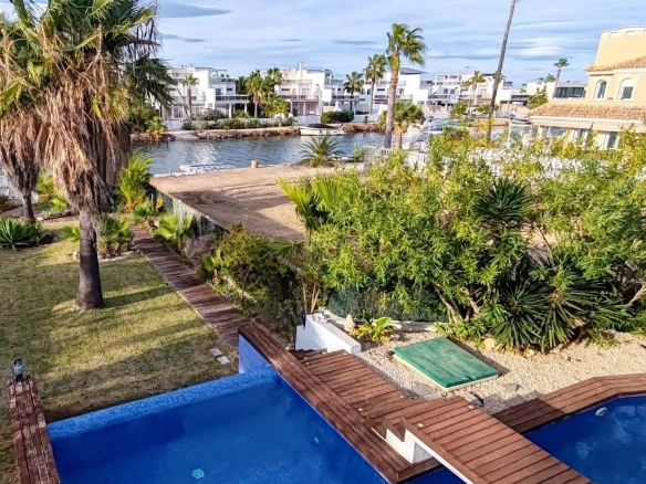 te koop in La Manga del Mar Menor, Murcia, Spanje