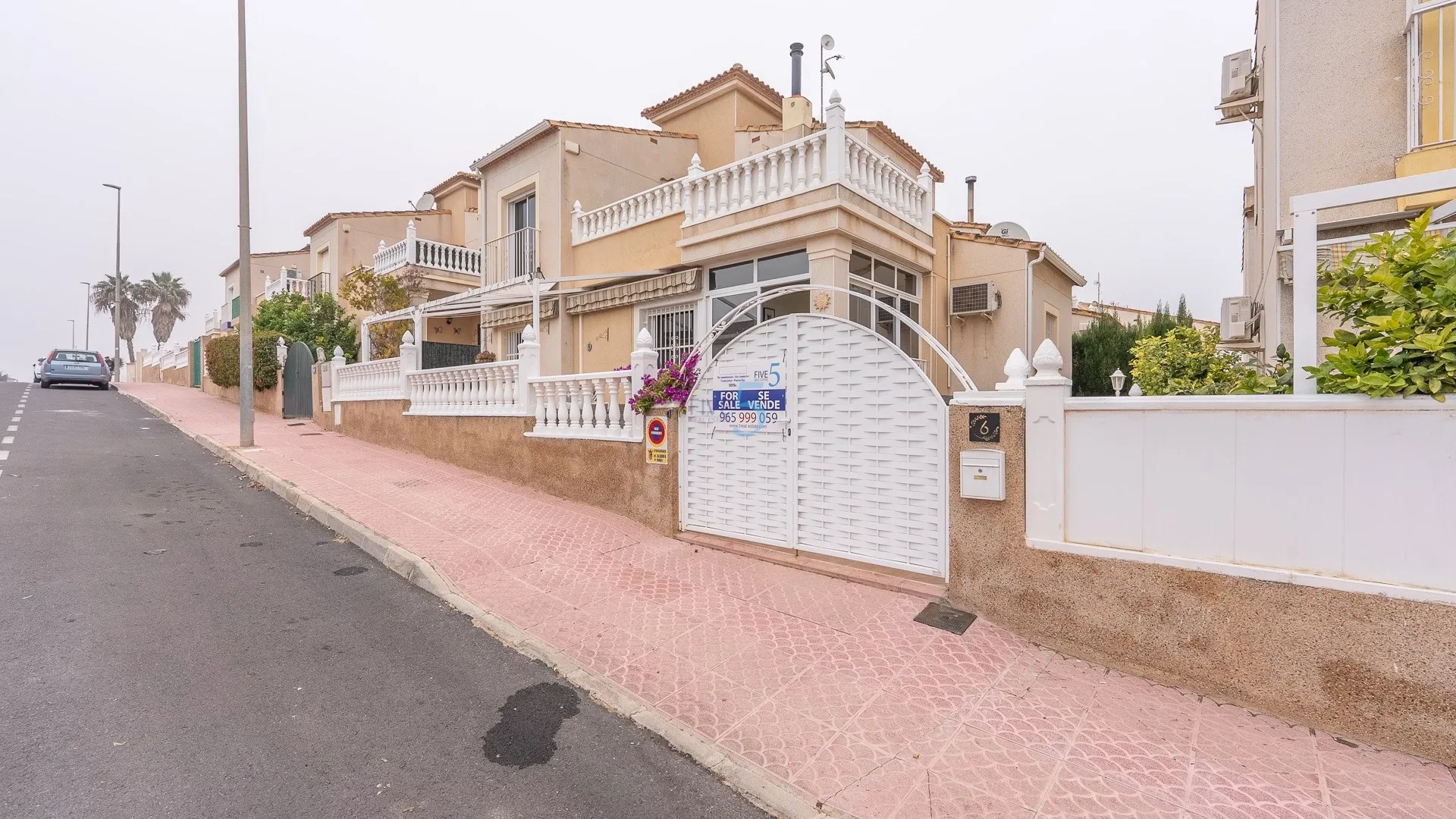 Villa te koop in Algorfa, Alicante, Spanje