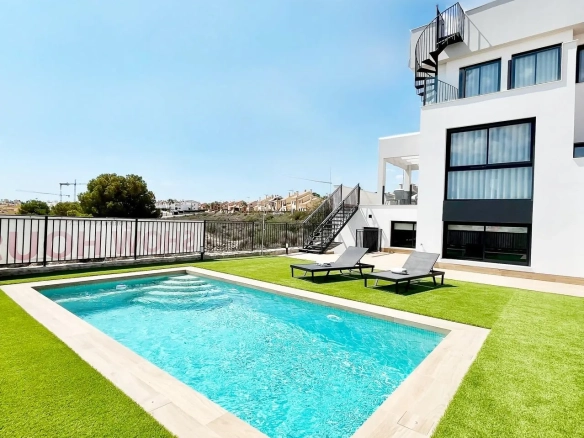 Villa te koop in Algorfa, Alicante, Spanje