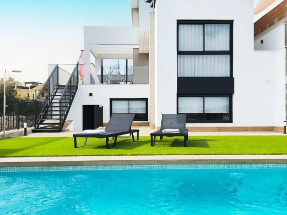 Villa te koop in Algorfa, Alicante, Spanje