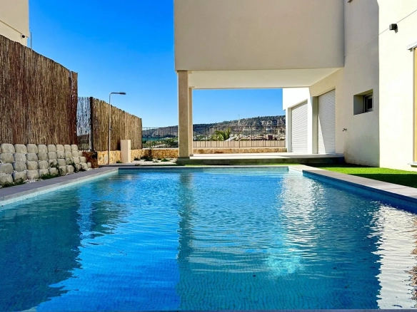 Villa te koop in Algorfa, Alicante, Spanje