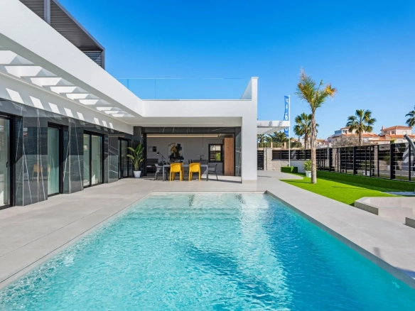 Villa te koop in Algorfa, Alicante, Spanje