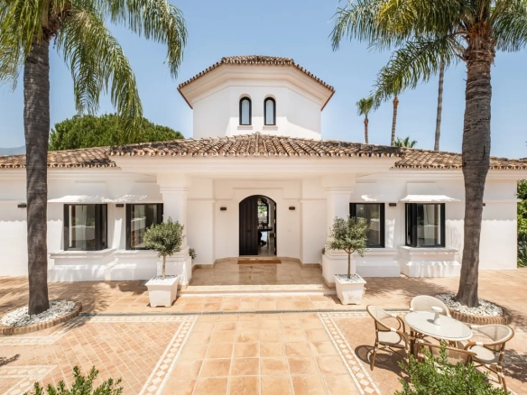 Villa te koop in Aloha, Malaga, Spanje