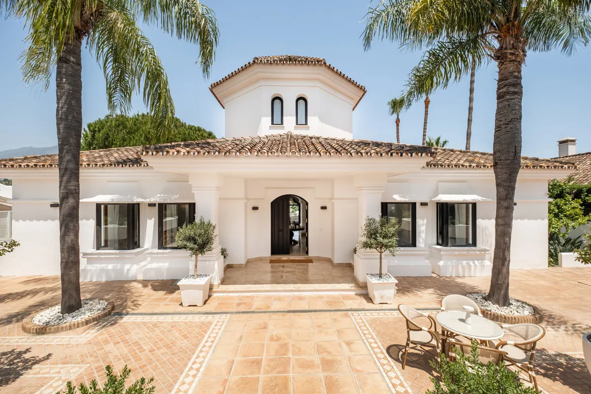 Villa te koop in Aloha, Malaga, Spanje