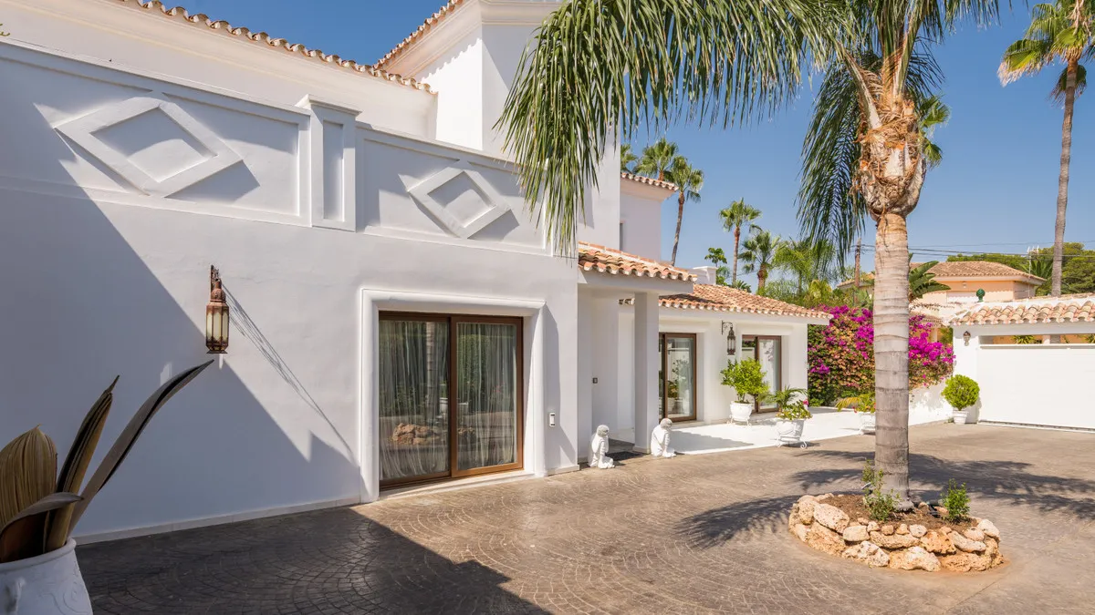 Villa te koop in Atalaya, Malaga, Spanje Villa te koop in Atalaya, Malaga, Spanje