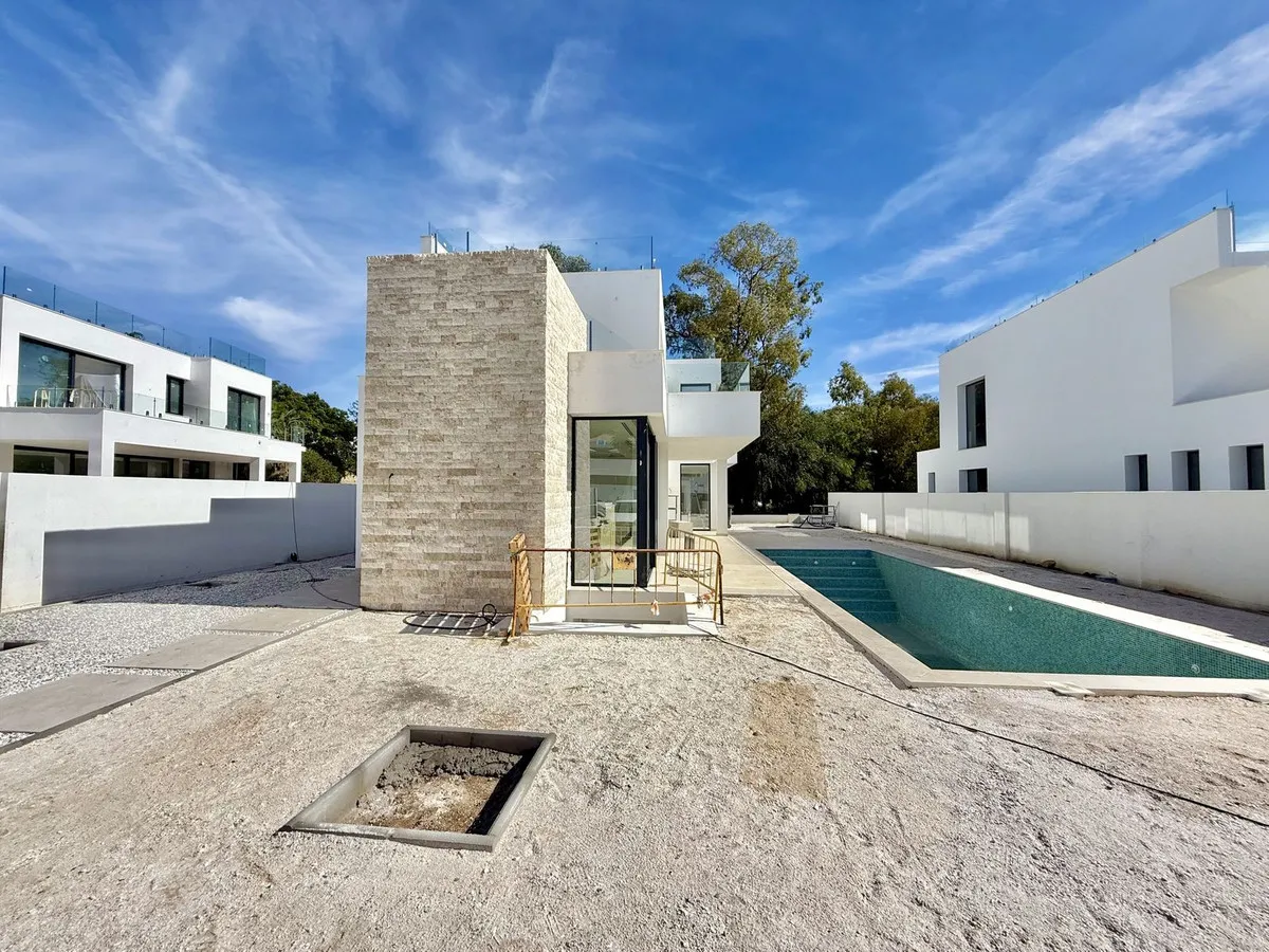 Villa te koop in Atalaya, Malaga, Spanje Villa te koop in Atalaya, Malaga, Spanje
