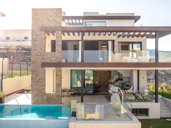Villa te koop in Benahavis, Malaga, Spanje