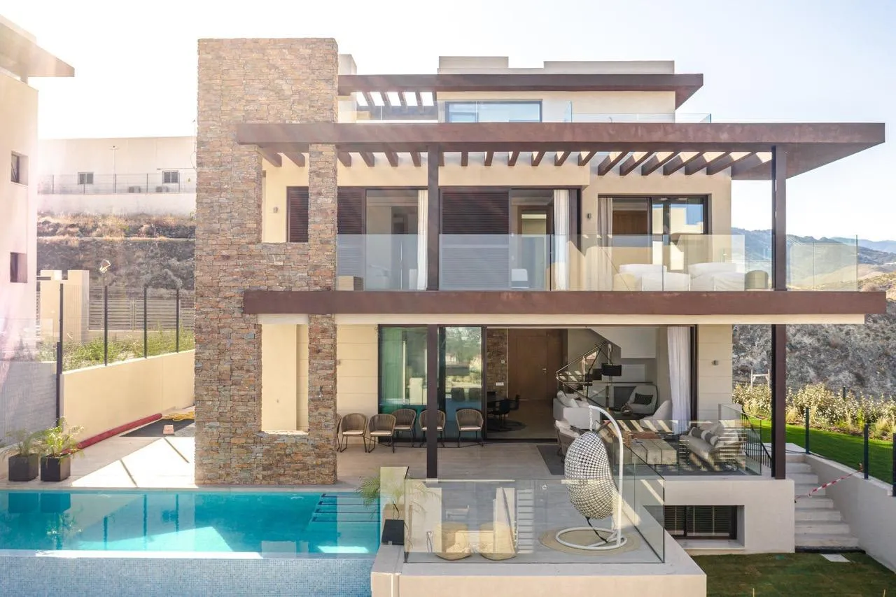 Villa te koop in Benahavis, Malaga, Spanje