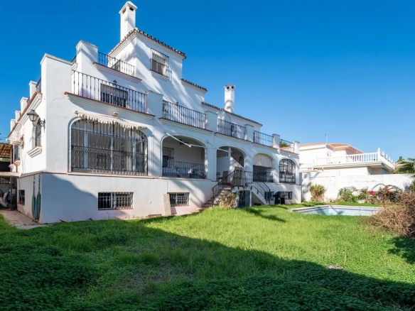Villa te koop in Benalmadena, Malaga, Spanje