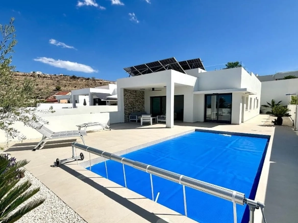 Villa te koop in Benijofar, Alicante, Spanje