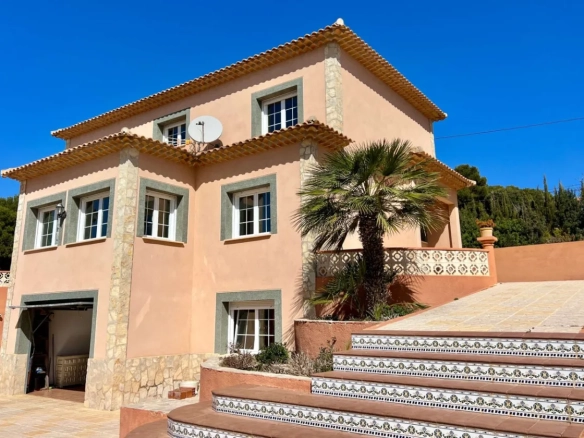 Villa te koop in Calpe, Alicante, Spanje