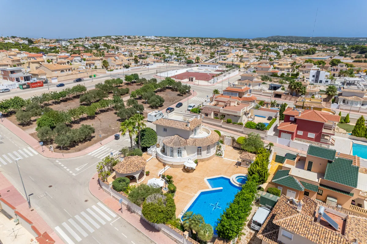 Villa te koop in Ciudad Quesada, Alicante, Spanje