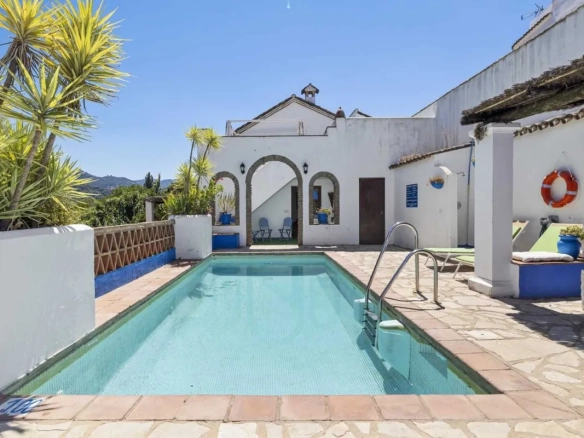 Villa te koop in Cortes de la Frontera, Malaga, Spanje