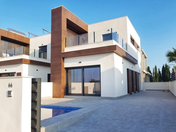 Villa te koop in Daya Nueva, Alicante, Spanje