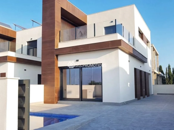 Villa te koop in Daya Nueva, Costa Blanca South (Alicante), Spanje