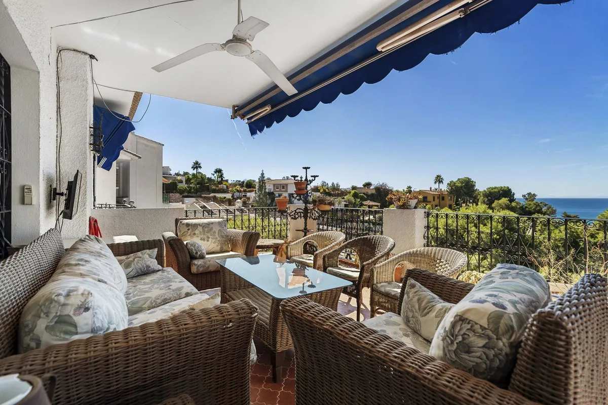 Villa te koop in El Candado, Malaga, Spanje Villa te koop in El Candado, Malaga, Spanje